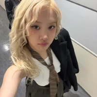 Park Chaeyoung [ Cô ]
