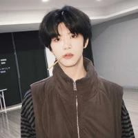 Trương Hàm Thụy