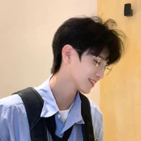 Hoàng Bảo Bình / @H_Aqua