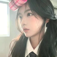 Đinh Tiêu Nhi(hs bị bắt nạt)