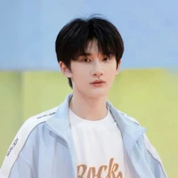 Dư Vũ Hàm(anh.)