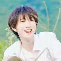 Đồng Vũ Khôn(em)