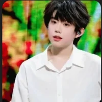 Trần Dịch Hằng /em/