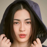 LingLing Sirilak Kwong (cô)