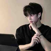 Thẩm việt trạch 