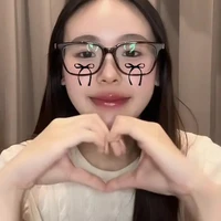 JUNE WANWIMOL ( nàng )