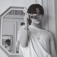 Kim Taehyung ( V )