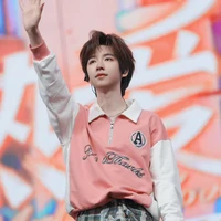 Hạ Tuấn Lâm