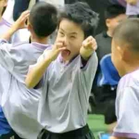 Tác giả đẹp gái nhất vũ trụ 