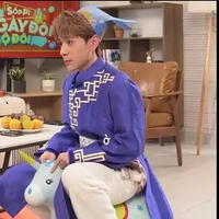 Lê Quang Hùng(bé phone)