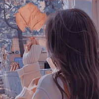 Đinh Gia Hy ( cô)