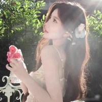Huỳnh Ánh Thư / Candy