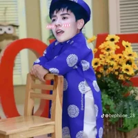 Hùng lúc nhỏ