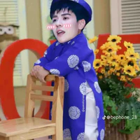Hùng lúc nhỏ