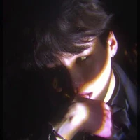Min Yoongi • Min Thiếu