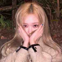 Kim Minjeong [ nàng ]