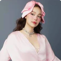Minh Hằng ( bé heo🐷 )