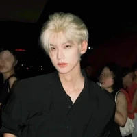 Chu Giang Hy_em hắn