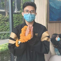 Tác Giả nề