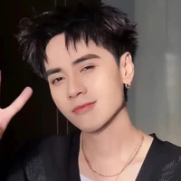 Quang Hùng