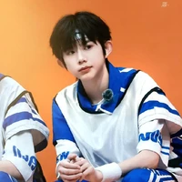 Trần Dịch Hằng | Anh