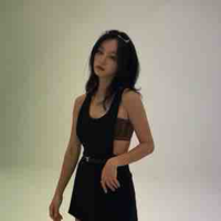 Lee Hyeri 