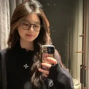 Hạ Vy