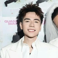 quang hùng