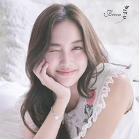 Freen Sarocha Chankimha (cô)