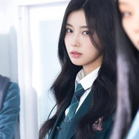 Kang Hyewon