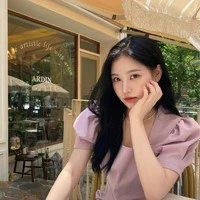 Phạm Nguyễn Anh Ngọc=em gái Khang