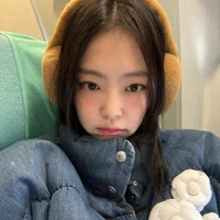 Kim Jennie (Em)