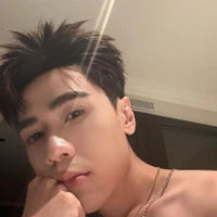 q. hùng masted
