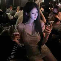  Trịnh Ái Phương • emly •