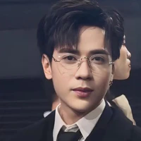 quang hùng《phone/hắn》