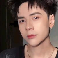 Quang Hùng