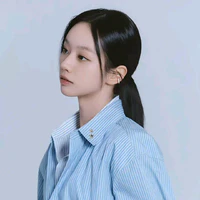 Lee Hyeri (cô)