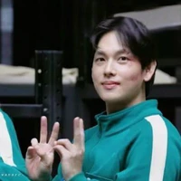 MYUNG GI(24)