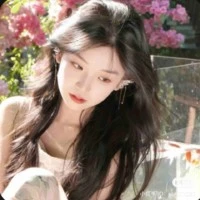 Hoàng Ngọc Anh Thư (Jolie)