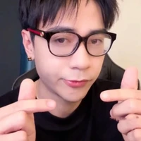 Quang Hùng (phone)
