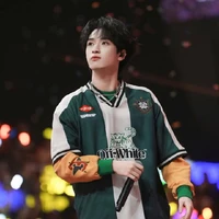 NGHIÊM HẠO TƯỜNG-Anh