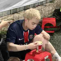 Chồng các em