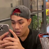 Nhỏ t/g mê Gem