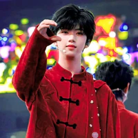 Trương Hàm Thụy - Y