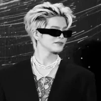 Nguyễn Quang Anh ( Cậu Út )