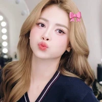 𝘿ƯƠ𝙉𝙂 𝙃𝙊À𝙉𝙂 𝙔Ế𝙉