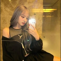 Liz(chị)