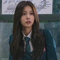 Kang Hyewon