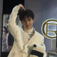 Lê quang hùng