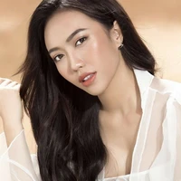 Diệu Nhi (bạn của em)